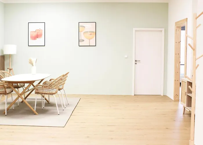 Apartment Cozy Trade Fair *
